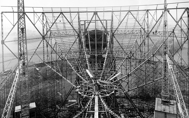 Construction of the steelwork underpinning the reflecting surface of the giant Mark I Telescope